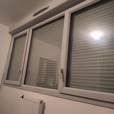 Junior Lägenhet Brétigny-sur-Orge Exteriör bild